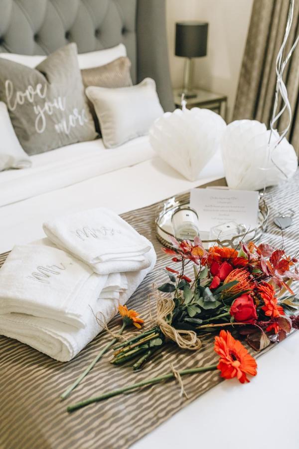 Hunters Lodge Hotel Crewe Bagian luar foto